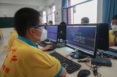 張家口啟臻奧賽社團 培優促尖，專注計算機信息科技開發